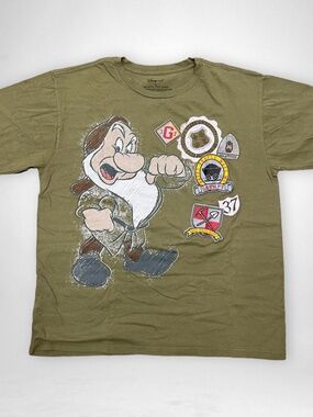 Grumpy {Snow White & the Seven Dwarfs} Embroidered Badges Disney Store L T-Shirt